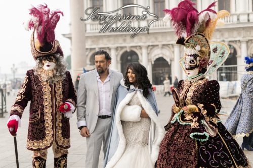 Hochzeit in Venedig in historischen Kostümen, Karnevalshochzeit in Venedig