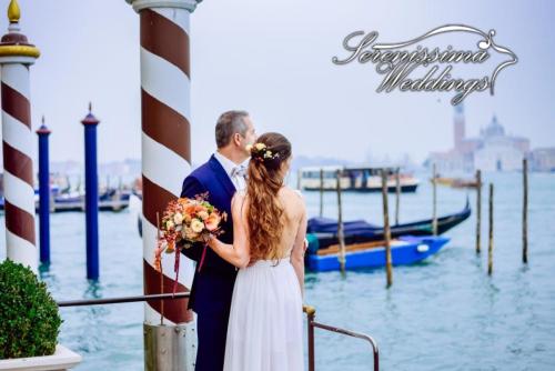 Just-Married-in-Venice