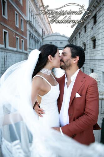 Symbolische-Hochzeit-in-Venedig