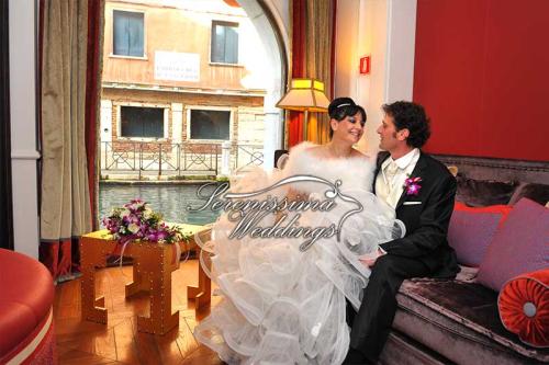 intimate-wedding-in-Venice