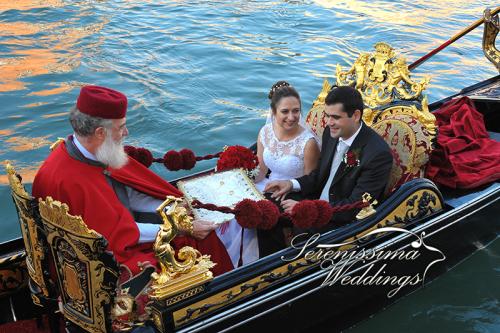 Symbolic Wedding in Gondola 